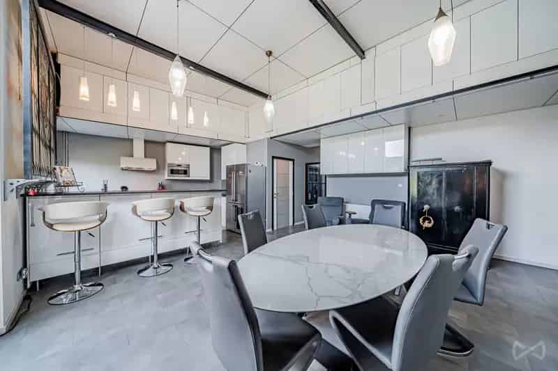 Huis te koop Hannut 6 slaapkamers 325m²