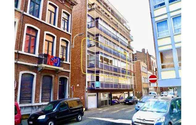 Huur 2 slaapkamer appartement van 100 m² in Liège