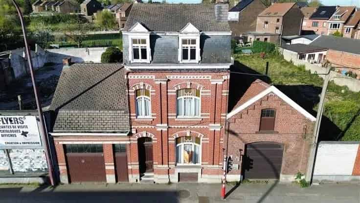 Huis Te Koop Route Philippeville 800m² Winkelruimte