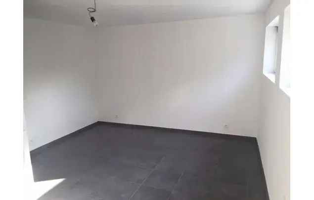 Huur 3 slaapkamer appartement van 160 m² in Ghent