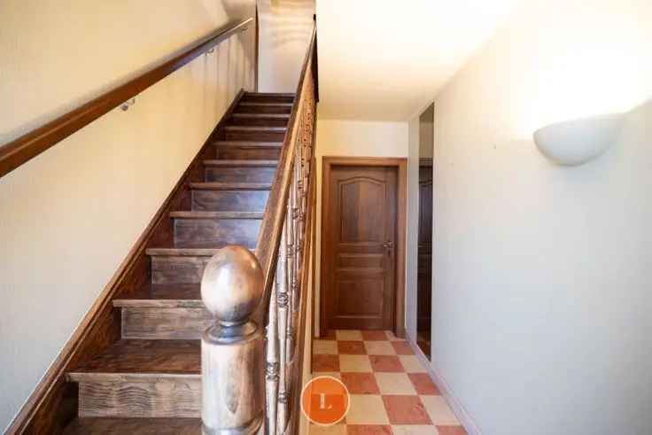 Huis Te Koop Wevelgem: 4 slaapkamers, Grote Tuin