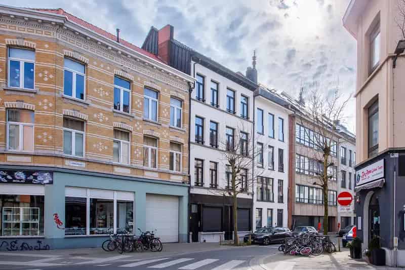 Huis te huur Antwerpen Zuid: 7 Appartementen - Investeringspand