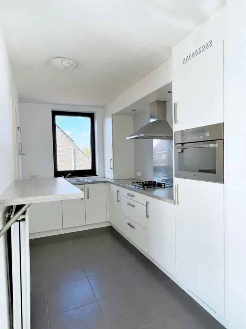 Compact appartement te huur met parkeerplaats