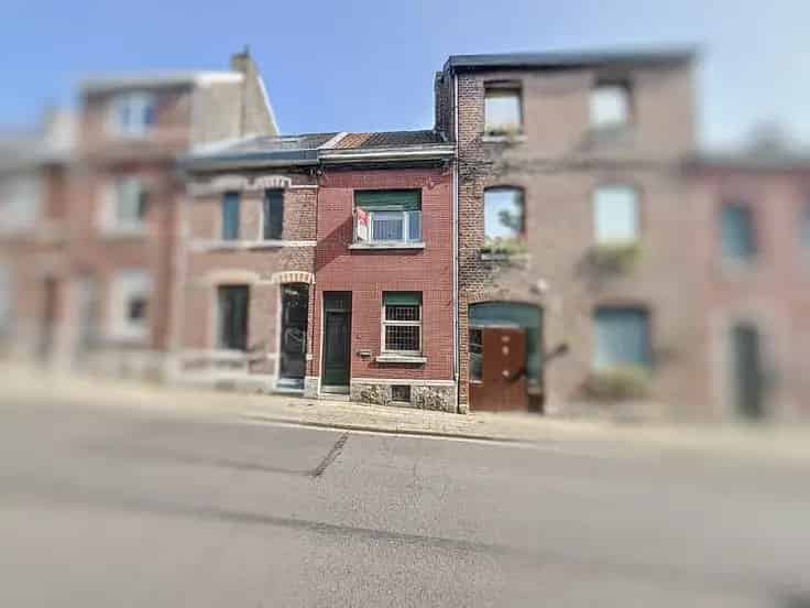 Huis te koop Chênée: renovatieproject met tuin