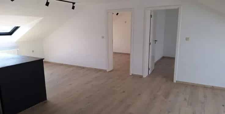 Appartement Te Koop: 75m², 2 slaapkamers, gerenoveerd