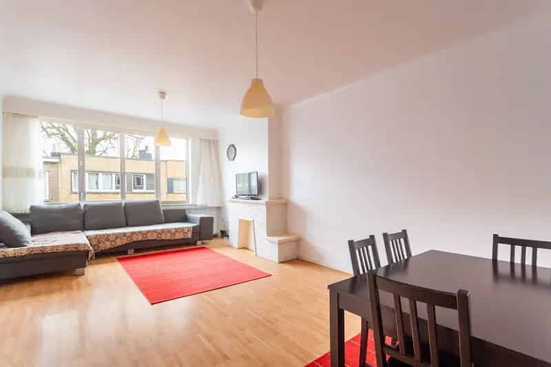 Appartement 2 slaapkamers Balkon Uitzicht Papegaaien Tentoonstellingswijk