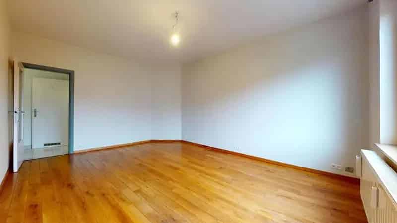 Appartement te Woluwe-Saint-Lambert 63m² Nabij Winkels en Vervoer