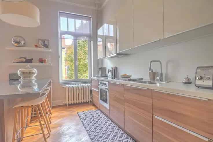 Appartement Te Koop Avenue Albert - gerenoveerd met terras en wijnkelder