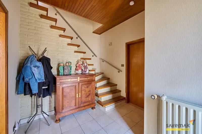 Huis te huur 4 slaapkamers centraal gelegen