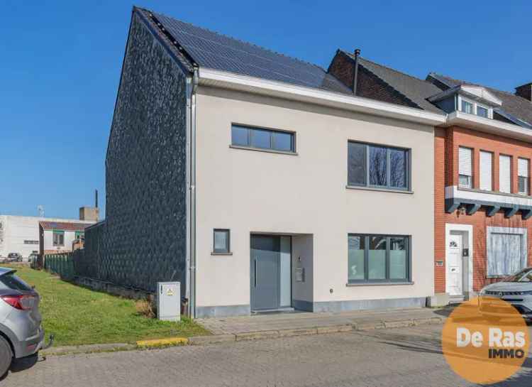 NINOVE - Centraal gelegen, instapklare woning