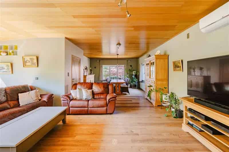 Huis te Koop Oostakker 4 Slaapkamers Grote Tuin