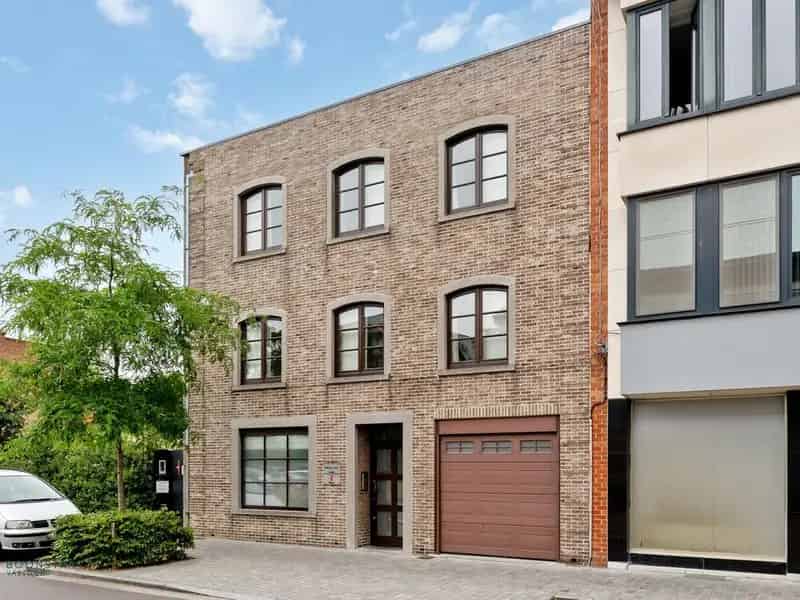Huis te koop te Boom: 3 slaapkamers, dubbele praktijkruimte