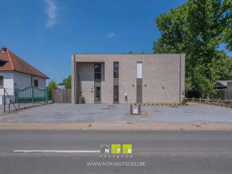 Half Vrijstaande Moderne Woning te Oudsbergen