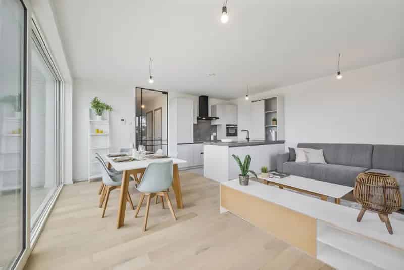 Nieuwbouwappartement met terras te koop