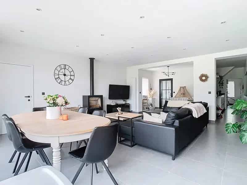 Instapklare HOB 3 slaapkamers tuin garage