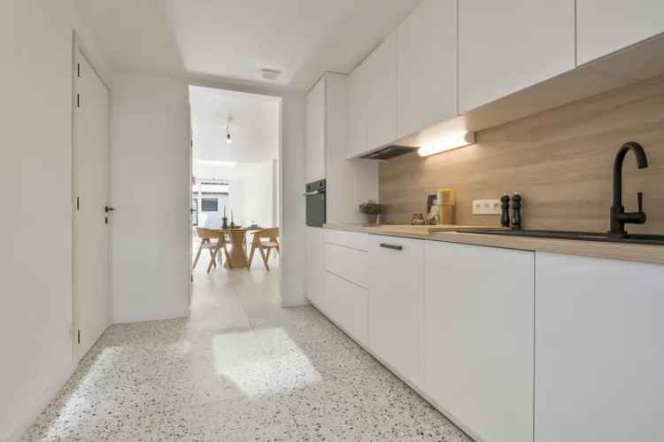 Appartement te koop Gent: 2 slaapkamers, tuin, volledig gerenoveerd