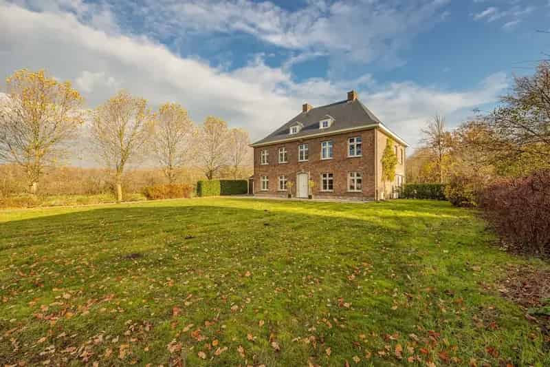Herenhuis met Grandiose Tuin