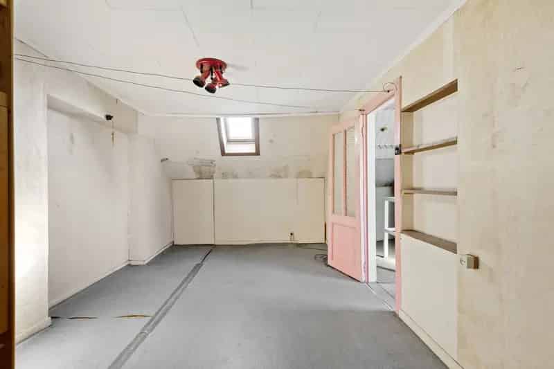 Te renoveren woning met potentieel - 2 slaapkamers