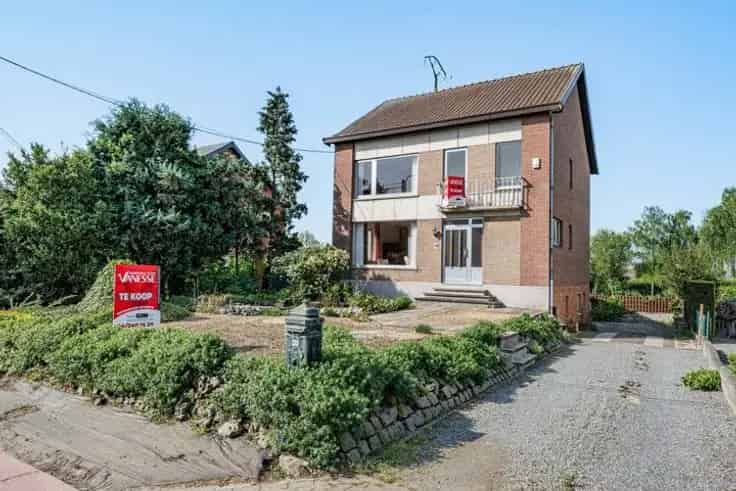 Huis Te Koop Limburg 3 slaapkamers Garage Zolder