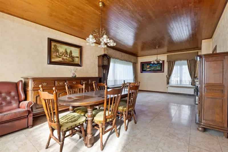Goed gelegen bungalow te koop