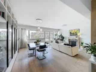 Appartement 2 Chambres Vorst Terrasse 115m² Rénové