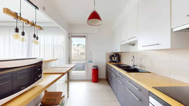 Appartement te Woluwe-Saint-Lambert 90m2 1 slaapkamer terras