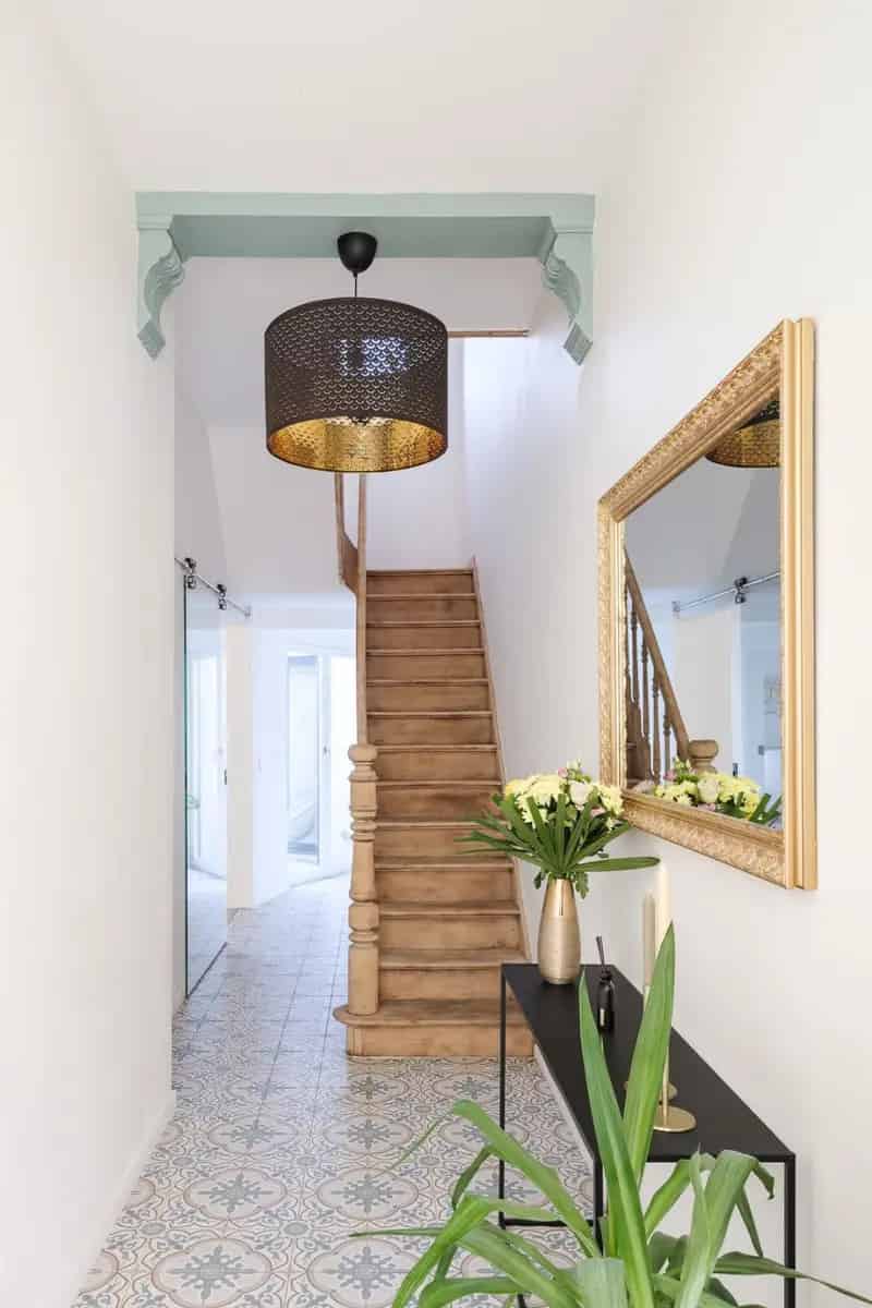 Trendy Burgerhuis met Garage in Lauwe
