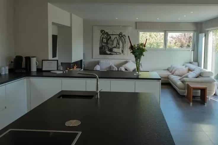 Villa Te Koop 6 slaapkamers 300m strand