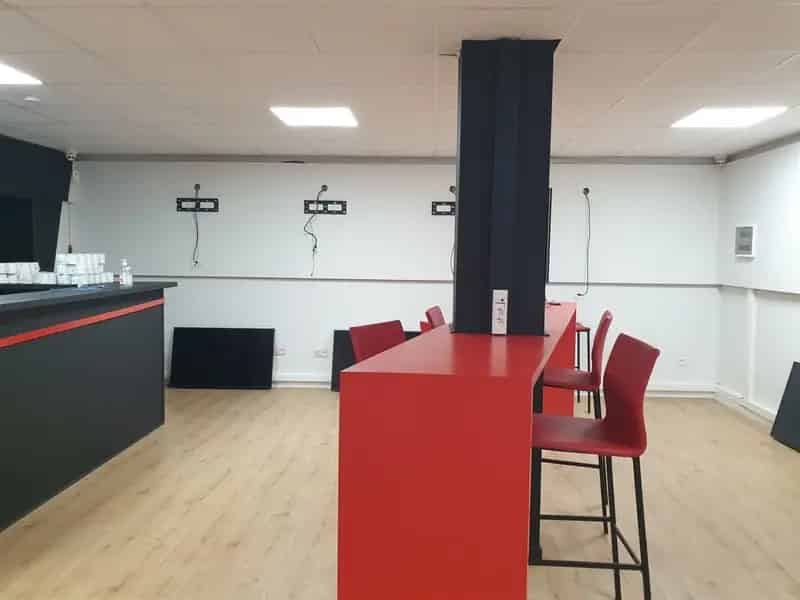 Handelspand te huur 114m² Zolder