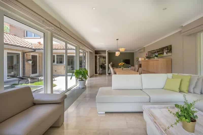 Villa te koop Aalter 5 slaapkamers zwembad