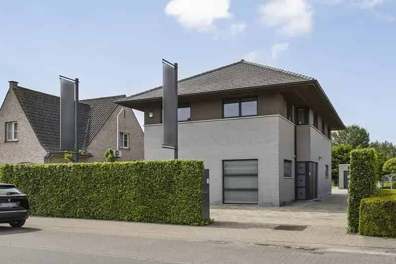 Huis te koop Veldegem: Moderne woning, kantoor of combinatie