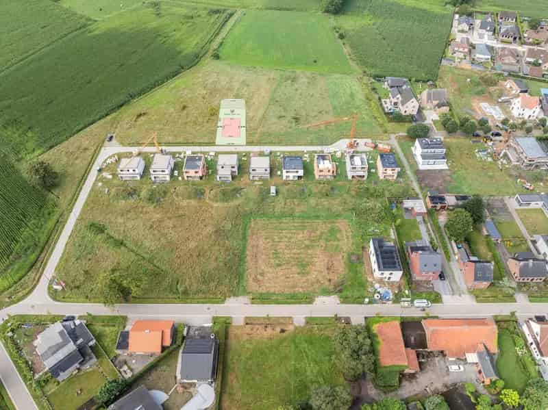Bouwgrond 645m² Open Bebouwing