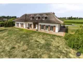 Huis te koop Geetbets - Landelijke villa met zwemvijver