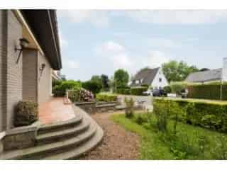 Villa te koop Waterloo 4 slaapkamers tuin garage