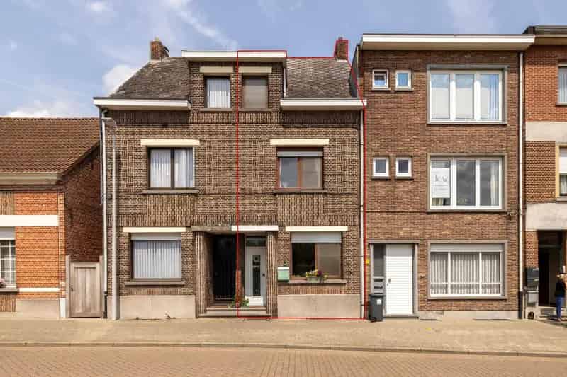 Woning 3 slaapkamers bureau kelder zolder tuin servitude