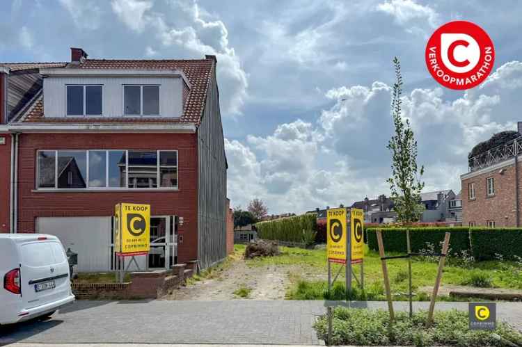 Te renoveren woning Aartselaar met bouwgrond