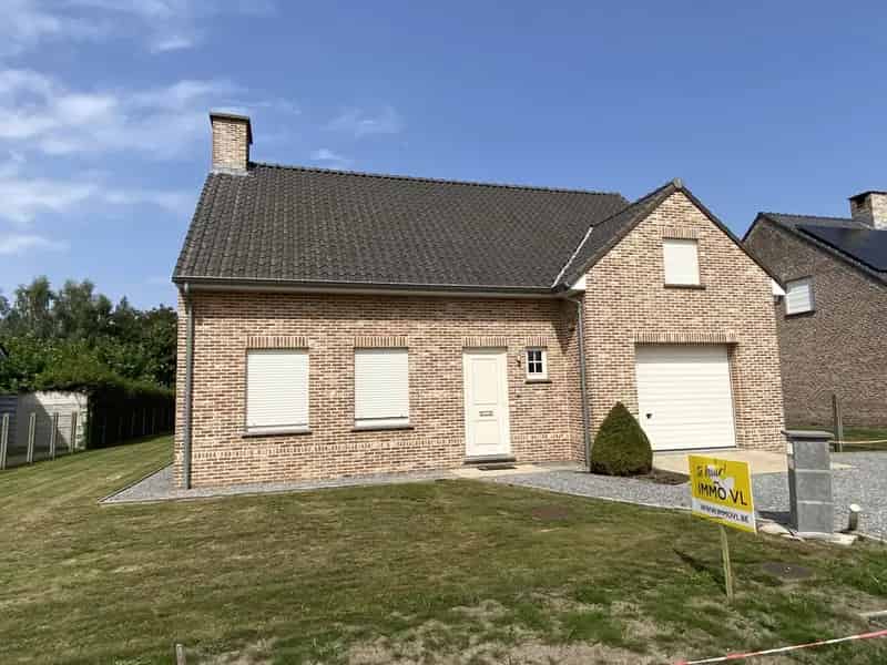 Huis te koop: Grote woning met tuin en garage