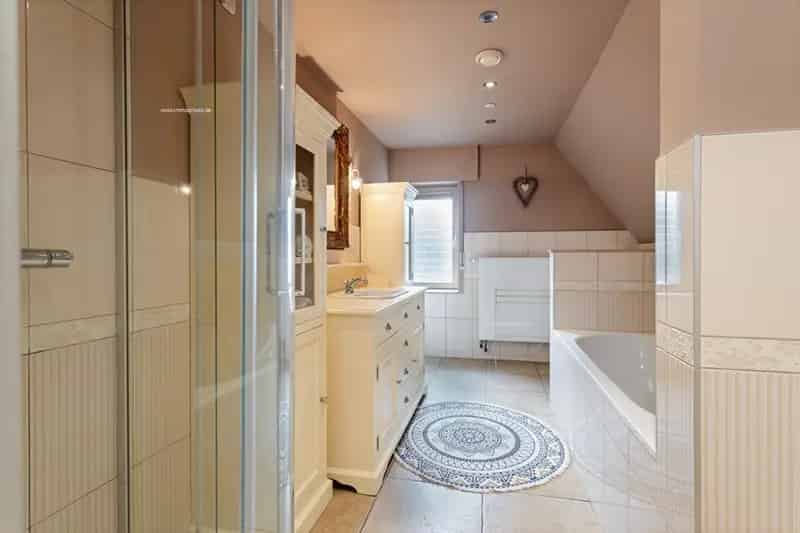 Woning te koop Sleidinge: 3 slaapkamers, handelspand 523m²