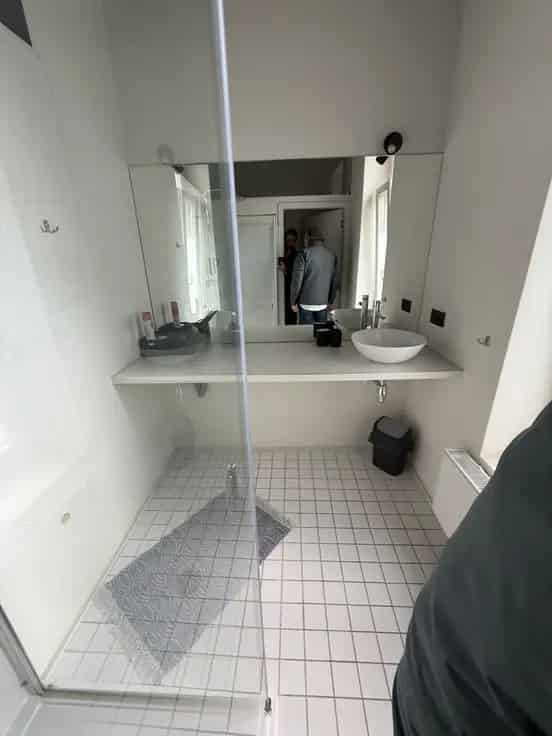 Antwerpen Opbrengsteigendom Te Koop -  Handelspand Appartementen