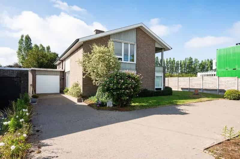 Zeer degelijke woning met veel potentieel