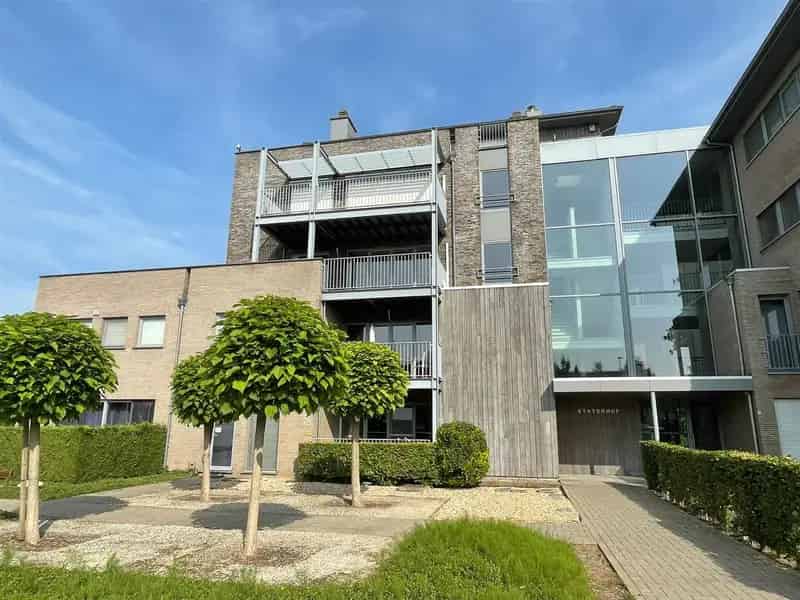 Appartement te koop 2 slaapkamers ruim terras
