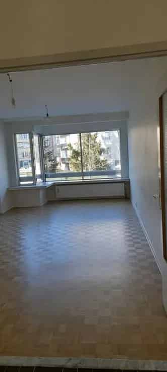 Appartement te Koop Jette - 2 slaapkamers - gerenoveerd