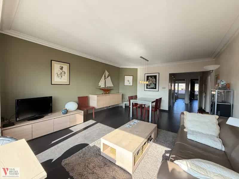 Gerenoveerd Appartement 88m2 Oostende Strand Zeer Goede Ligging