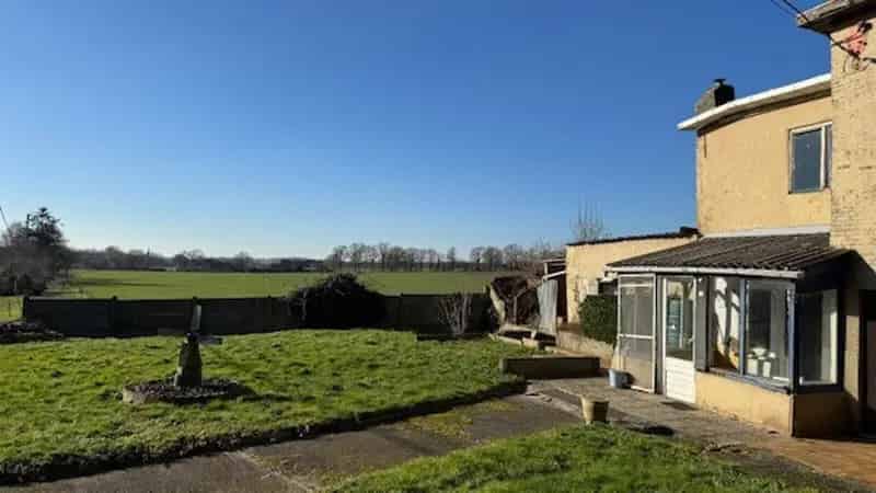 Uniek Renovatieproject of Bouwgrond Landelijk gelegen