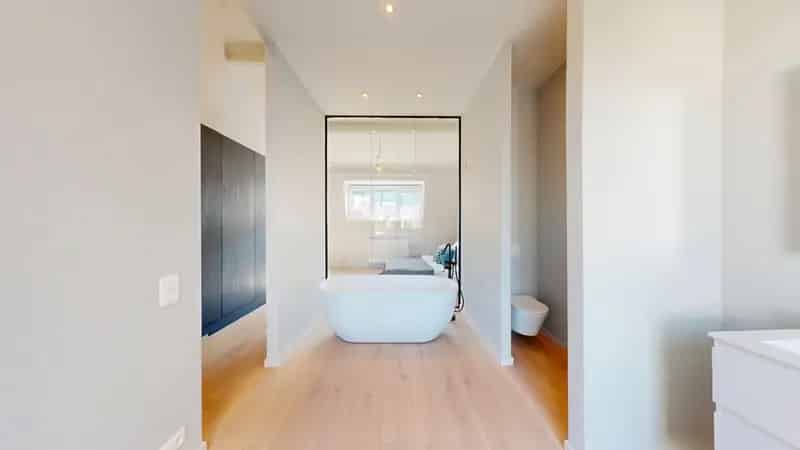 Antwerpen - Luxe Woonhuis met 2 Units, 4 slaapkamers, Tuin & Terrassen