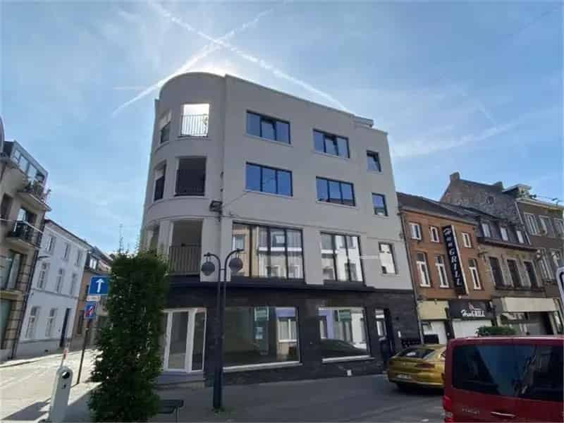 Handelspand te Huur Ninove Centrum 85m²