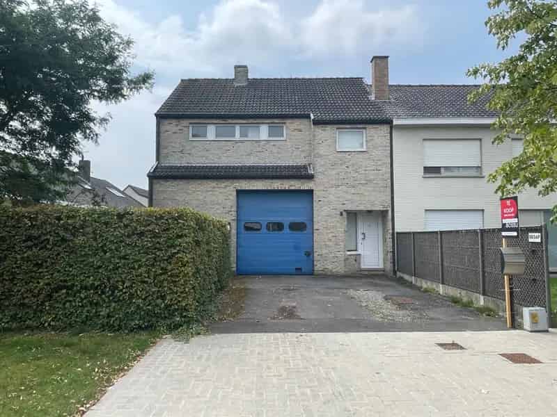 Garage te koop Roeselare - 100m² magazijn