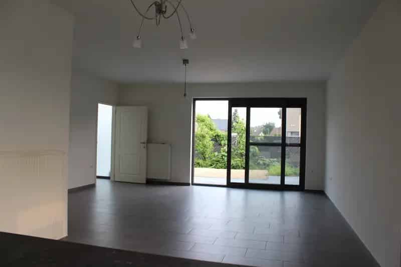 Gelijkvloers Appartement te huur nabij Lommel Centrum