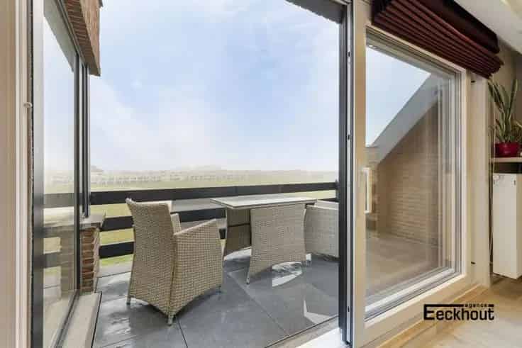 Penthouse Te Koop Mariakerke: Luxe Duplex Appartement 264m²
