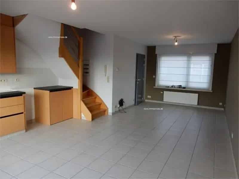 Duplex te huur Tielt: Gezellig appartement nabij station